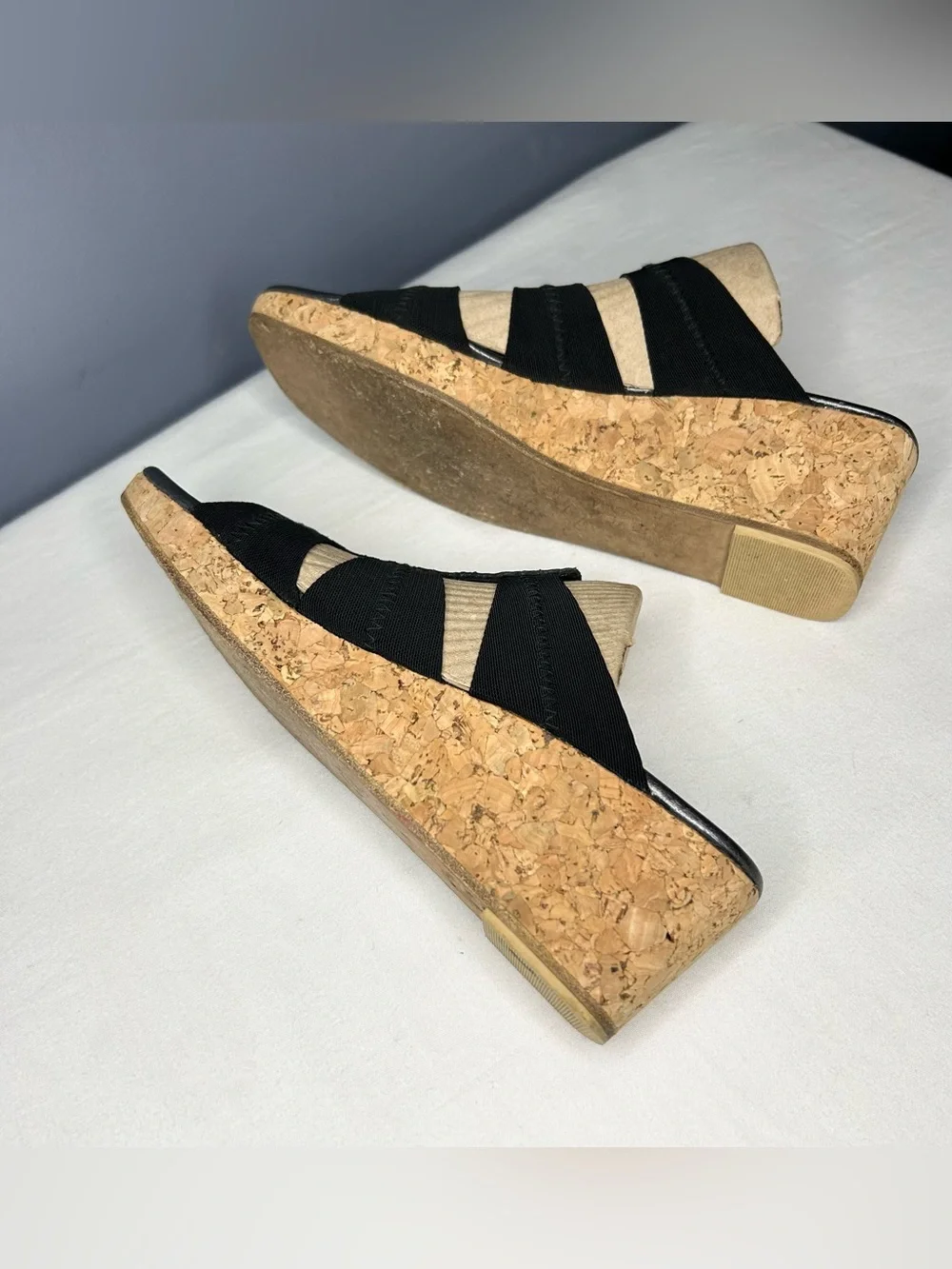 Donald J Pliner Sandals Womens 9 N Black Cork Wedge Thong Slip On Spain Comfort
